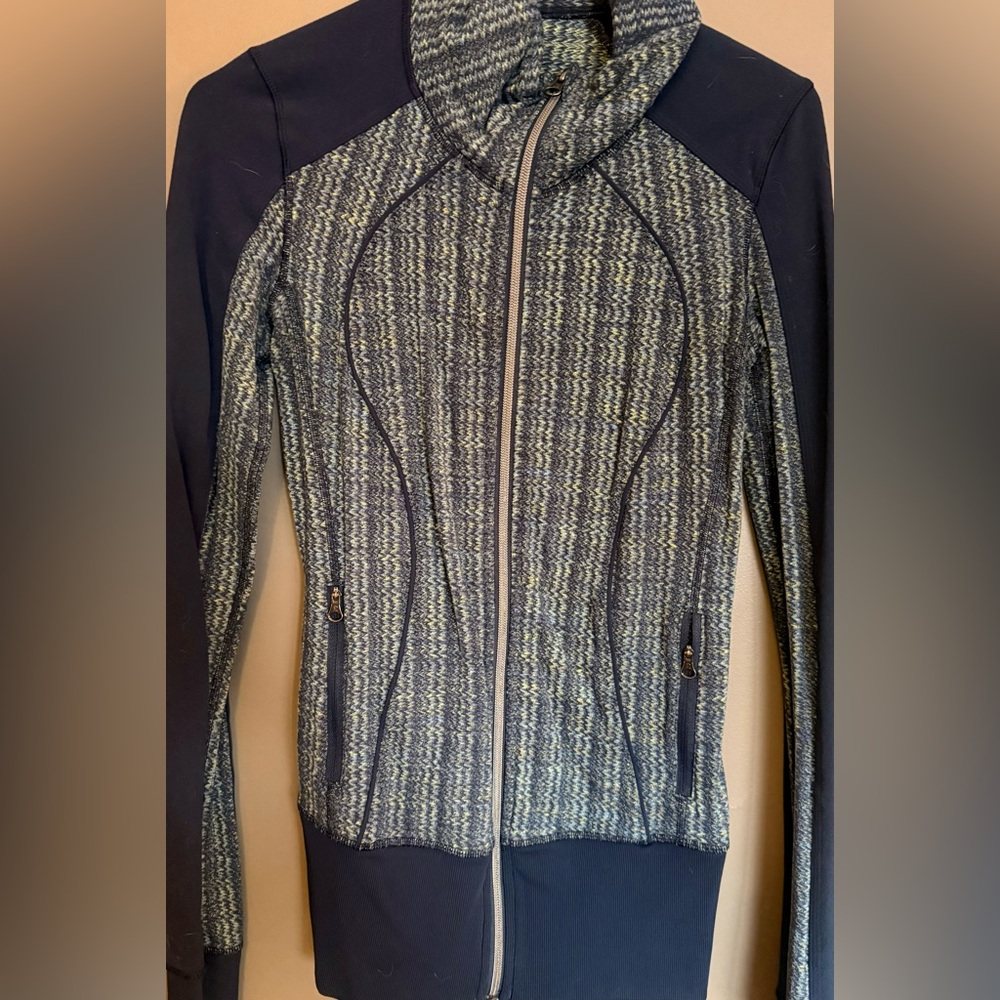 Lululemon Jacket/Sweater